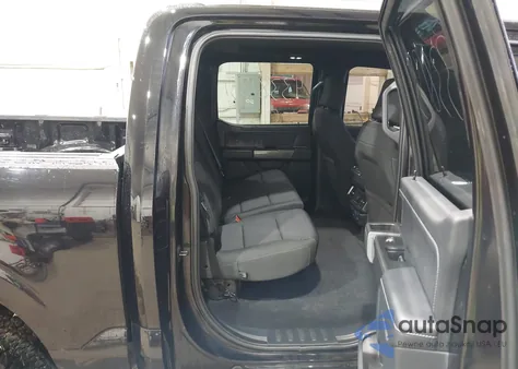 2022 Ford F-150 Xlt из США, поврежденный, VIN 1FTFW1E85NKE69240